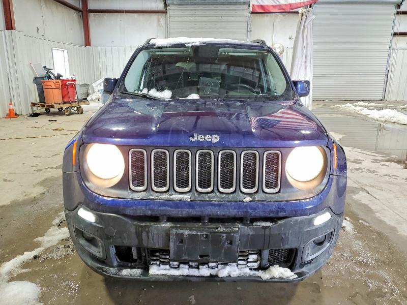 2017 Jeep Renegade VIN ZACCJBBB2HPF84590 COPART salvage auction — SIDE, Salvage Title, sold $925 on 2026-08-19 (photo 5)