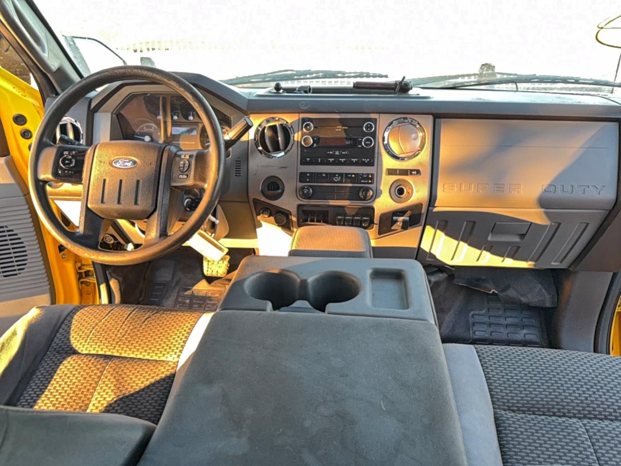 2018 Ford F650-f750 VIN 1FDWX6DE3JDF06832 COPART salvage auction — Normal Wear, AZ - CERTIFICATE OF TITLE (P), sold $37,500 on 2026-02-16 (photo 9)