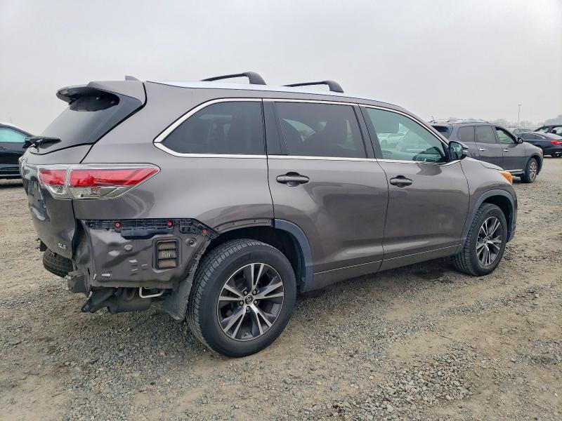 2016 Toyota Highlander VIN 5TDKKRFH1GS147746 COPART salvage auction — REAR END, Ca - Salvage Certificate, sold $7,300 on 2026-07-16 (photo 3)