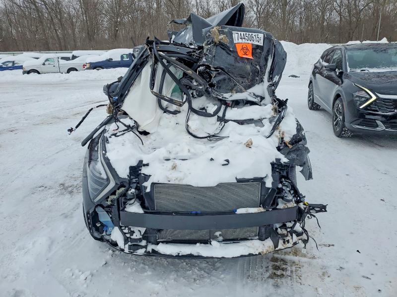 2025 Kia Sportage VIN 5XYK6CDF8SG327931 COPART salvage auction — ROLLOVER, Pa - Certificate Of Salvage, sold $850 on 2026-07-23 (photo 5)