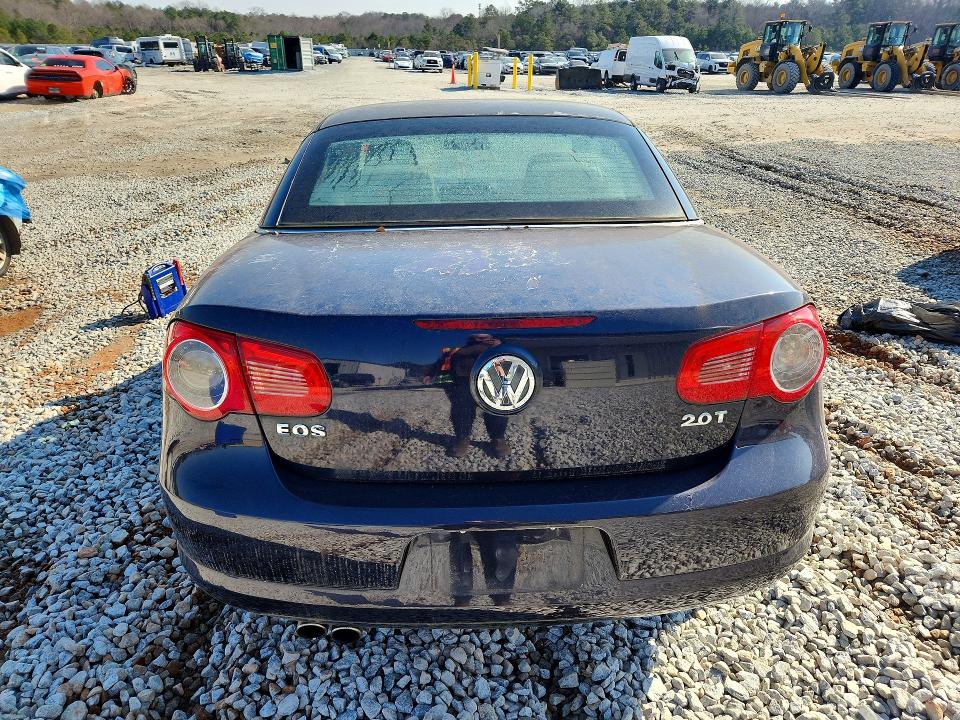 2007 Volkswagen Eos VIN WVWDA71F67V015125 COPART salvage auction — WATER/FLOOD, Fl - Certificate Of Title, sold $350 on 2026-07-07 (photo 6)
