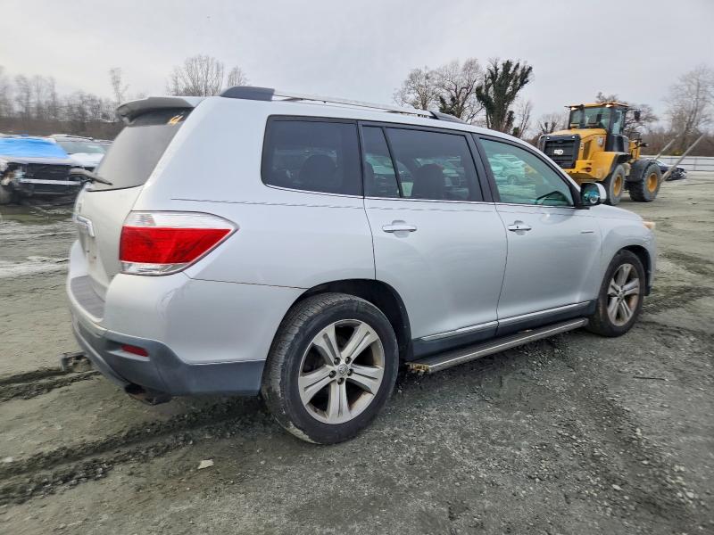 2011 Toyota Highlander VIN 5TDDK3EH9BS077901 COPART salvage auction — UNDERCARRIAGE, Sc - Cert Of Title-Salvage, sold $2,600 on 2026-07-27 (photo 3)