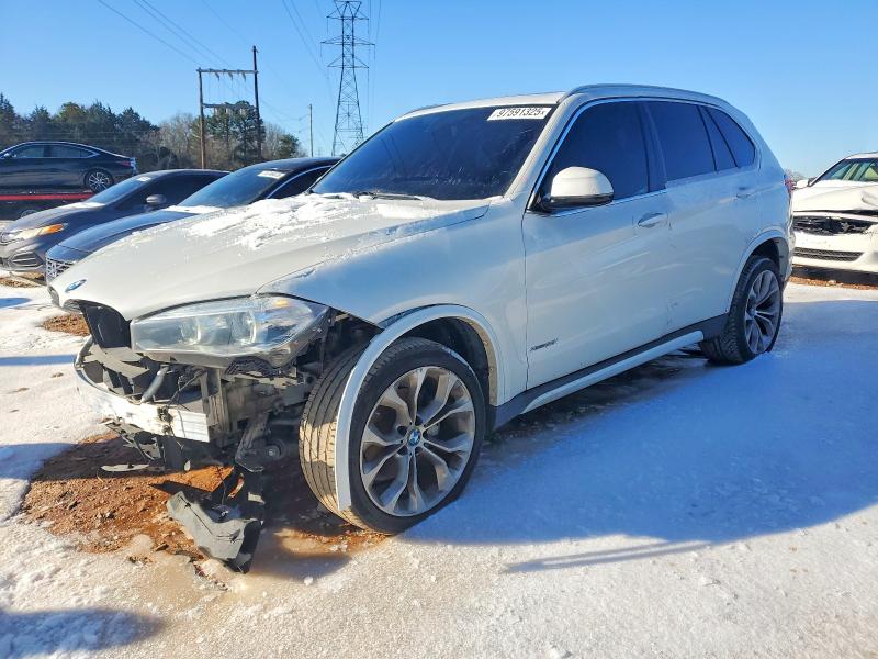 2016 BMW X5 VIN 5UXKR0C57G0P28977 COPART salvage auction — FRONT END, Nc - Salvage Certificate Of Title, sold $175 on 2026-07-13 (photo 1)