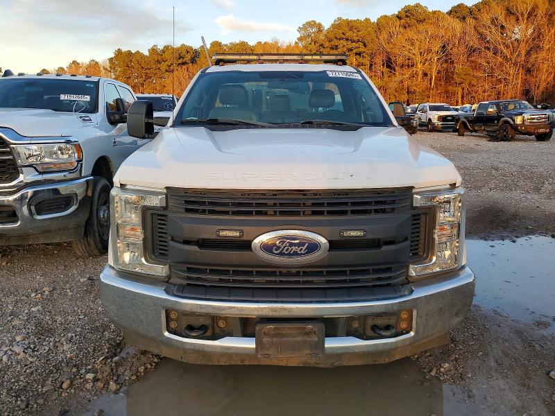 2018 Ford F-350 super duty VIN 1FDRF3GT2JEB85434 COPART salvage auction — MECHANICAL, La - Certificate Of Title (P), sold $3,900 on 2026-07-08 (photo 5)