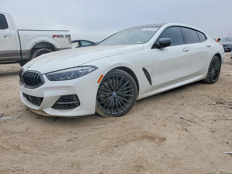 2022 BMW 8er VIN WBAGV8C01NCH27406 — COPART salvage auction photo