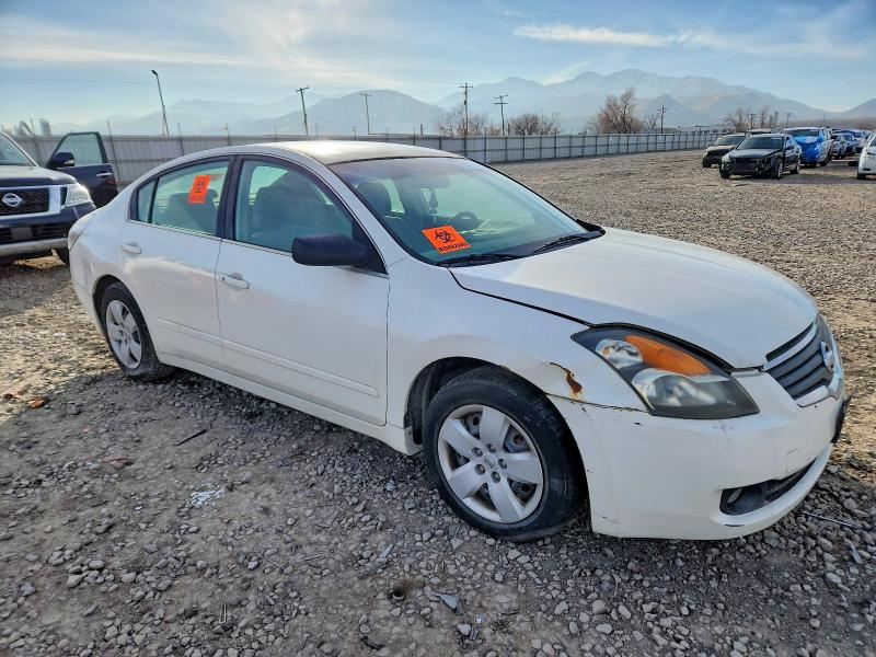2007 Nissan Altima VIN 1N4AL21E27C173244 COPART salvage auction — MINOR DENT/SCRATCHES, Ut - Certificate Of Title, sold $150 on 2026-07-10 (photo 4)