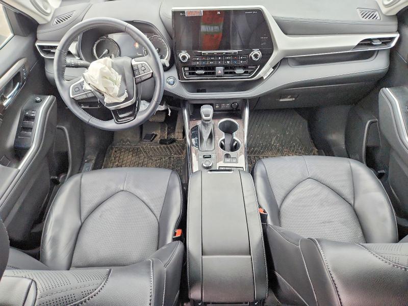 2022 Toyota Highlander VIN 5TDFZRBH2NS214743 COPART salvage auction — FRONT END, Other, sold $28,250 on 2026-07-14 (photo 8)