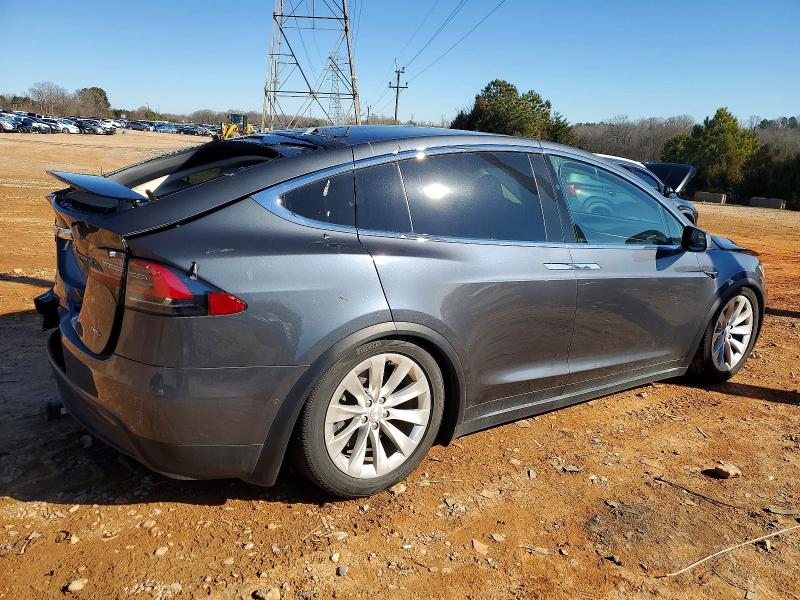 2017 Tesla Model x VIN 5YJXCBE28HF050119 COPART salvage auction — REAR END, NC - CERTIFICATE OF TITLE, sold $5,300 on 2026-07-06 (photo 3)