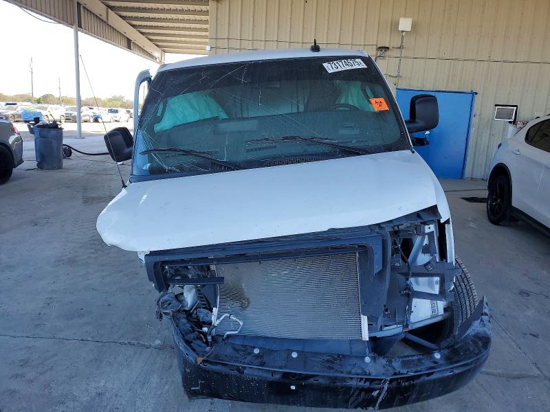 2024 Gmc Savana VIN 1GTW7AF72R1180069 COPART salvage auction — FRONT END, FL - CERTIFICATE OF DESTRUCTION, sold $2,750 on 2026-07-29 (photo 5)