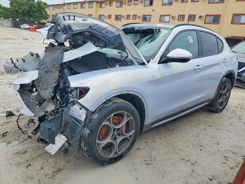 2022 Alfa romeo Stelvio VIN ZASPAKBN0N7D46121 COPART salvage auction — FRONT END, Fl - Certificate Of Destruction, sold $2,850 on 2026-07-14 (photo 1)