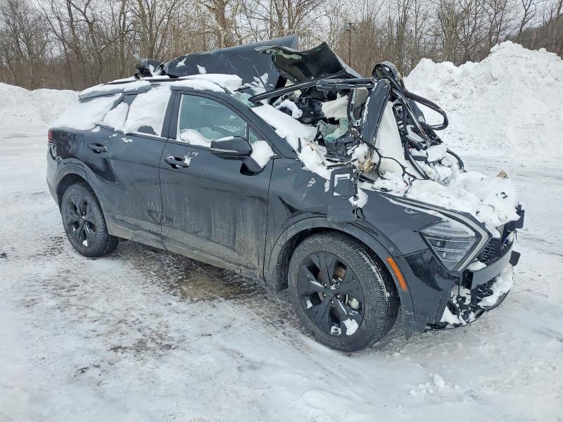 2025 Kia Sportage VIN 5XYK6CDF8SG327931 COPART salvage auction — ROLLOVER, Pa - Certificate Of Salvage, sold $850 on 2026-07-23 (photo 4)
