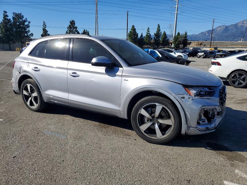 2022 Audi Q5 VIN WA1EAAFYXN2011230 COPART salvage auction — REAR END, Ca - Salvage Certificate, sold $550 on 2026-07-28 (photo 4)