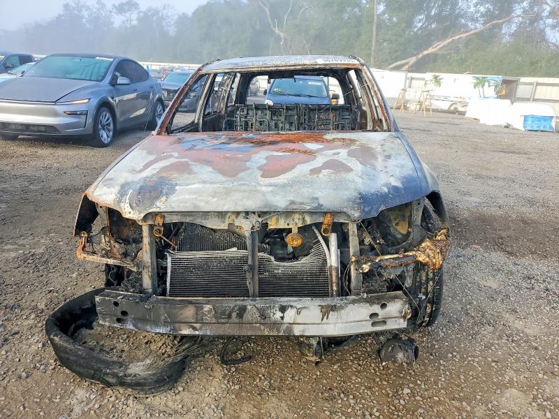 2003 Toyota Highlander VIN JTEGD21A930060428 COPART salvage auction — BURN, FL - CERT OF DESTRUCT-NO VIN PLATE, sold $350 on 2026-07-14 (photo 5)