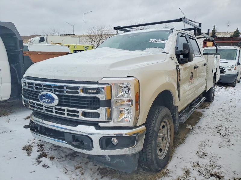 2025 Ford VIN 1FD8W3FN8SEC57575 COPART salvage auction — ROLLOVER, In - Cert Of Title-Salvage Title, sold $18,500 on 2026-07-30 (photo 1)