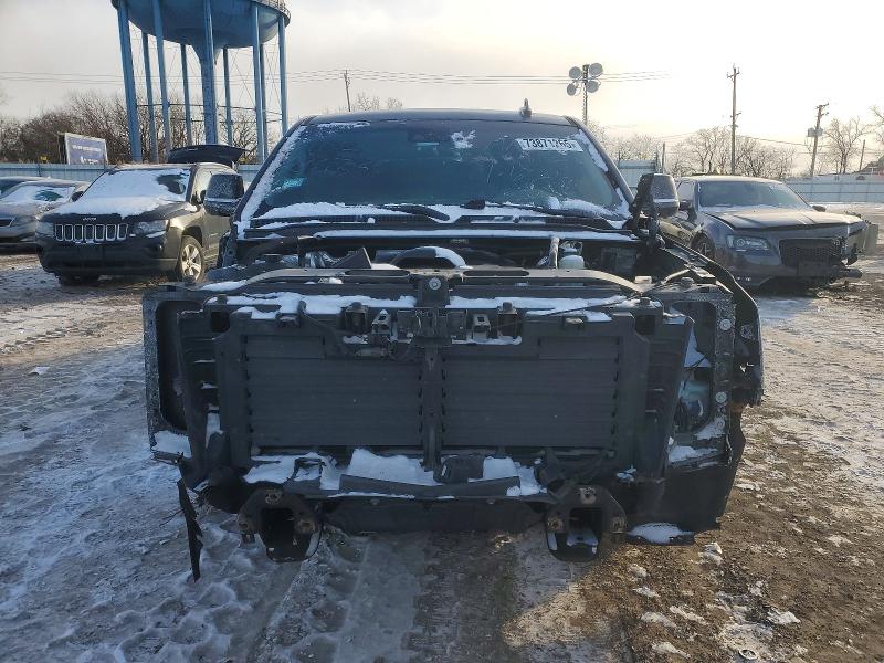 2018 Cadillac Escalade esv VIN 1GYS4JKJ7JR181842 COPART salvage auction — VANDALISM, Il - Salvage Certificate, sold $3,600 on 2026-07-24 (photo 5)