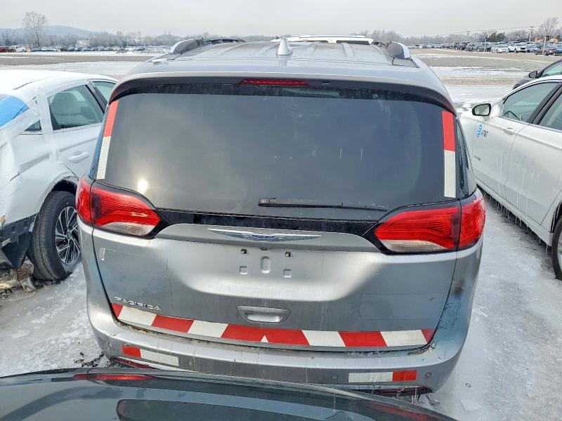 2020 Chrysler Pacifica VIN 2C4RC1BG7LR276684 COPART salvage auction — MINOR DENT/SCRATCHES, Ks - Certificate Of Title, sold $3,350 on 2026-08-17 (photo 6)