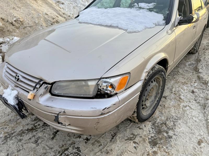 1998 Toyota Camry VIN 4T1BG22KXWU836748 COPART salvage auction — FRONT END, Ab - Bos - Salvage, sold $175 on 2026-08-04 (photo 1)