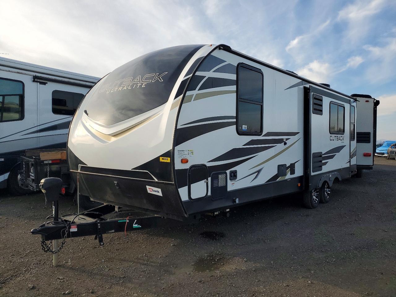 2021 Kyrv Cch VIN 4YDT25226MB452898 COPART salvage auction — Minor Dent/Scratches, CA - CERTIFICATE OF TITLE, sold $7,100 on 2026-02-20 (photo 2)