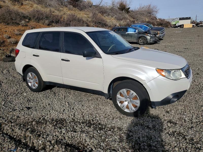 2009 Subaru Forester VIN JF2SH61619H739000 COPART salvage auction — REAR END, CA - SALVAGE CERTIFICATE, sold $900 on 2026-07-30 (photo 4)