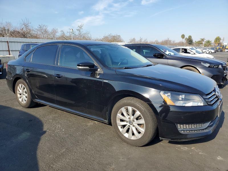 2015 Volkswagen Passat VIN 1VWAT7A32FC057432 COPART salvage auction — MECHANICAL, Ca - Dis/Dlr/Exp Only Clean Title, sold $450 on 2026-07-09 (photo 4)