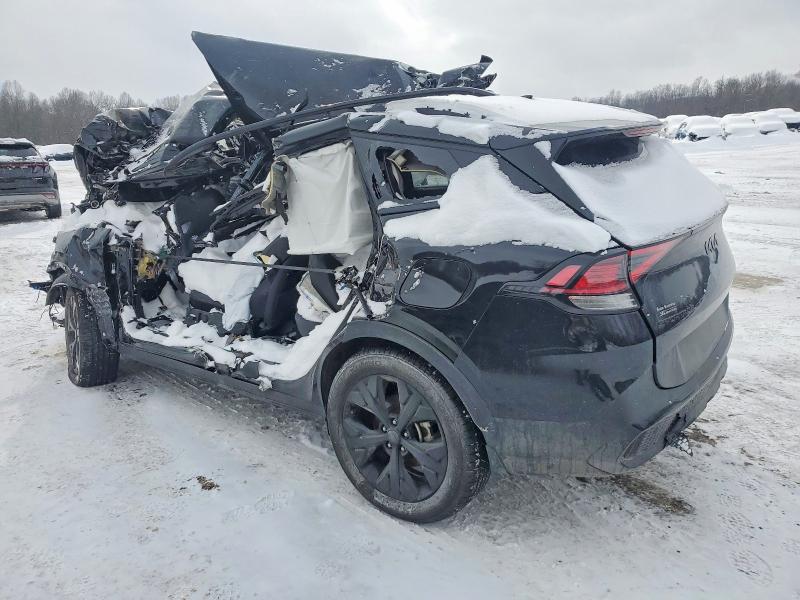 2025 Kia Sportage VIN 5XYK6CDF8SG327931 COPART salvage auction — ROLLOVER, Pa - Certificate Of Salvage, sold $850 on 2026-07-23 (photo 2)