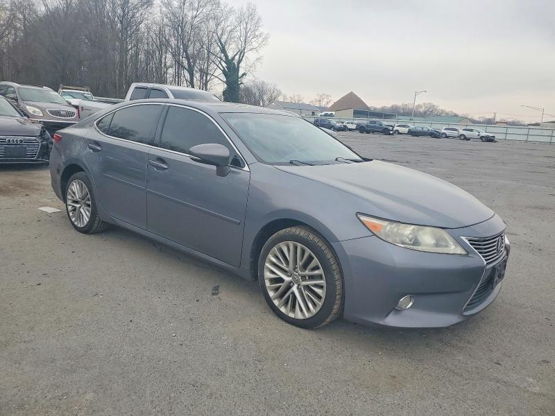 2013 Lexus Es 350 VIN JTHBK1GG1D2068215 COPART salvage auction — REAR END, Nj - Cert Of Title-Salvage, sold $1,350 on 2026-07-28 (photo 4)