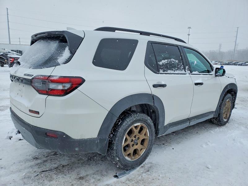 2024 Honda Pilot VIN 5FNYG1H62RB029236 COPART salvage auction — FRONT END, MI - CERT OF TITLE-SALVAGE VEHICLE, sold $11,500 on 2026-07-24 (photo 3)