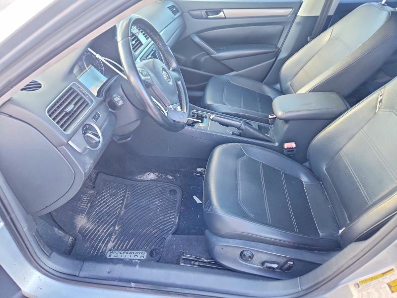 2015 Volkswagen Passat VIN 1VWAT7A33FC092027 COPART salvage auction — MINOR DENT/SCRATCHES, Salvage Title, sold $1,450 on 2026-08-13 (photo 7)