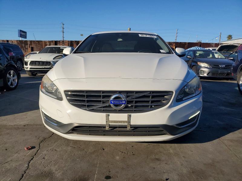 2014 Volvo S60 VIN YV1612FS9E2294614 COPART salvage auction — MINOR DENT/SCRATCHES, Ca - Dis/Dlr/Exp Only Clean Title, sold $2,000 on 2026-07-24 (photo 5)