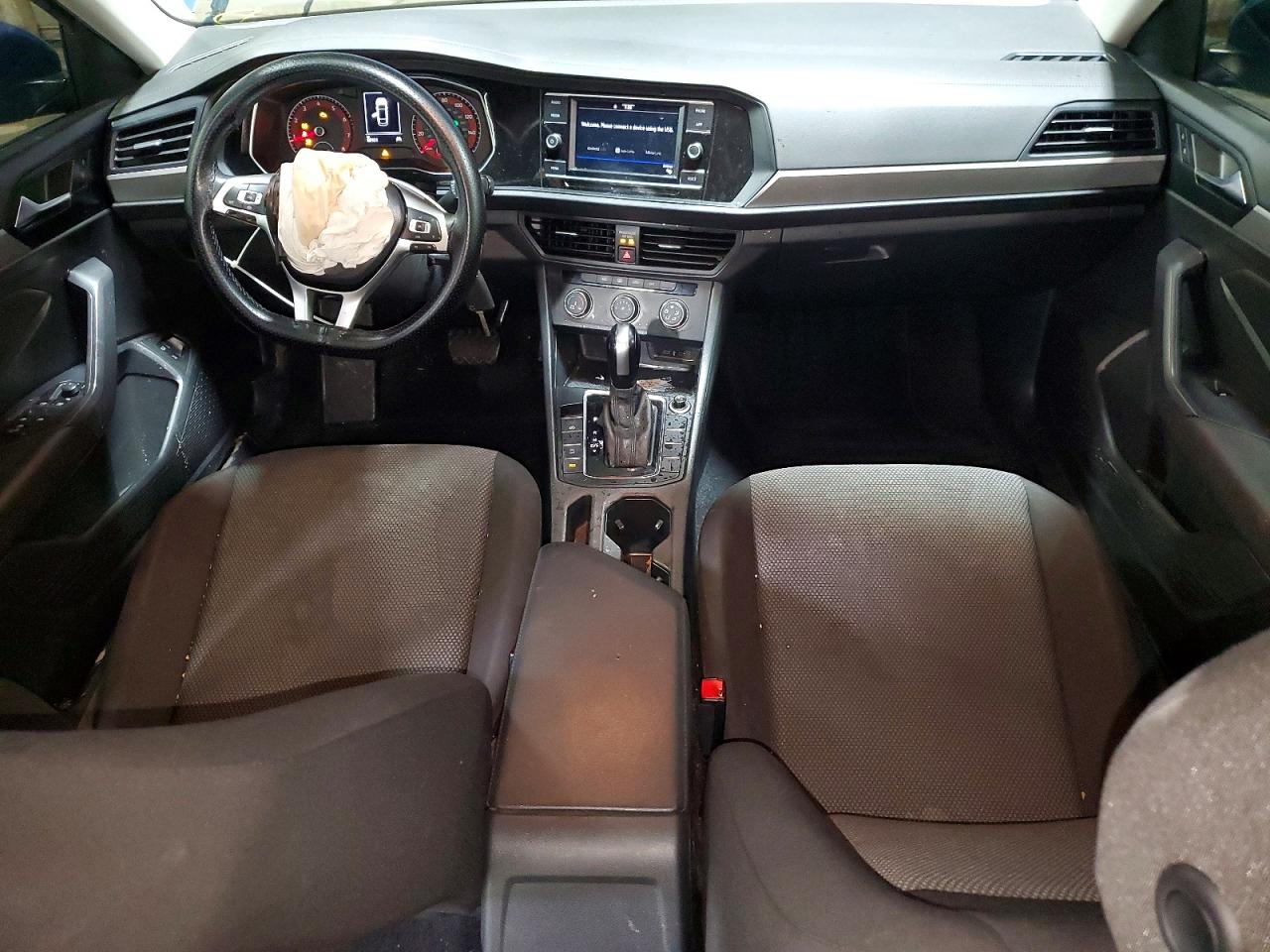 2020 Volkswagen Jetta VIN 3VWC57BUXLM102184 COPART salvage auction — Front End, IL - SALVAGE CERTIFICATE, sold $3,900 on 2026-06-30 (photo 8)