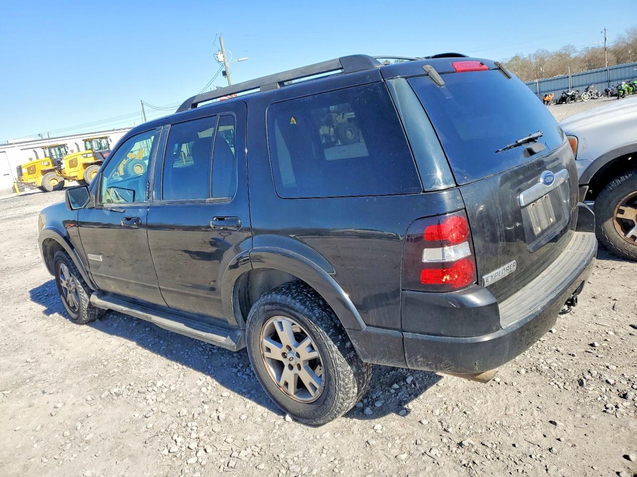 2008 Ford Explorer VIN 1FMEU63E88UB36767 COPART salvage auction — All Over, Ct - Clean Title, sold $550 on 2026-07-08 (photo 2)