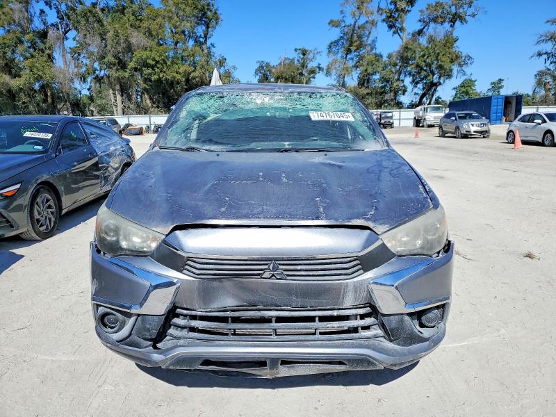 2017 Mitsubishi Outlander VIN JA4AP3AW5HZ066307 COPART salvage auction — SIDE, Salvage Title, sold $550 on 2026-07-15 (photo 5)