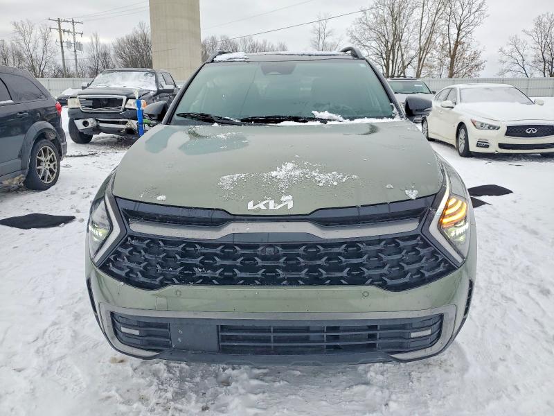 2024 Kia Sportage VIN KNDPZDDH8R7137610 COPART salvage auction — SIDE, Mi - Scrap Certificate Of Title, sold $14,700 on 2026-07-02 (photo 5)