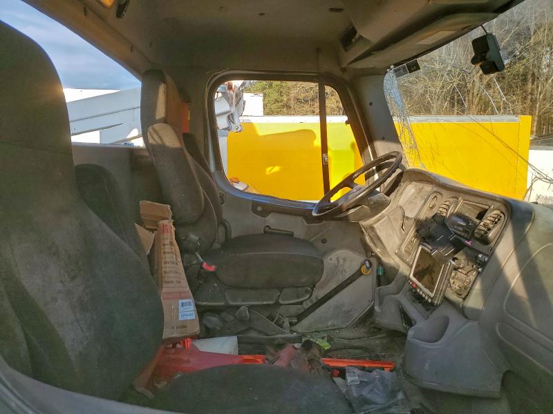 2022 VIN 1FVHG3FM7NHNL0716 COPART salvage auction — SIDE, MS - CERT OF TITLE-SALVAGED, sold $54,500 on 2026-07-16 (photo 6)