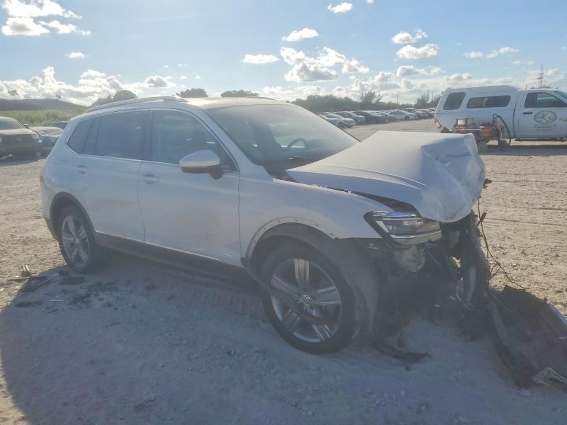 2018 Volkswagen Tiguan VIN 3VV4B7AX7JM191576 COPART salvage auction — FRONT END, Fl - Cert Of Title Slvg Rebuildable, sold $2,100 on 2026-07-09 (photo 4)