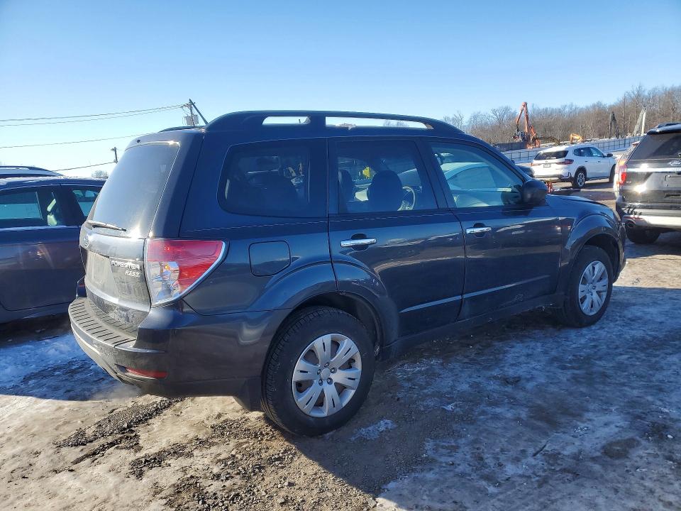 2012 Subaru Forester VIN JF2SHAECXCH454368 COPART salvage auction — FRONT END, NJ - CERT OF TITLE-SALVAGE, sold $400 on 2026-07-31 (photo 3)