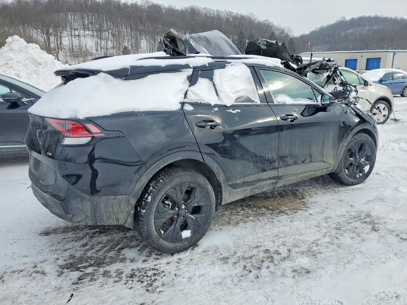 2025 Kia Sportage VIN 5XYK6CDF8SG327931 COPART salvage auction — ROLLOVER, Pa - Certificate Of Salvage, sold $850 on 2026-07-23 (photo 3)