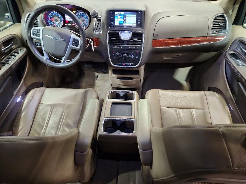 2013 Chrysler Town & country VIN 2C4RC1BG5DR798005 COPART salvage auction — FRONT END, VT - CERTIFICATE OF TITLE, sold $3,900 on 2026-07-10 (photo 8)