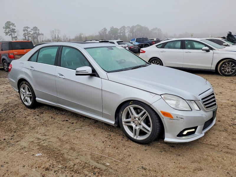 2011 Mercedes-benz E-klasse VIN WDDHF8HB6BA363508 COPART salvage auction — UNDERCARRIAGE, Tx - Salvage Vehicle Title, sold $2,500 on 2026-07-10 (photo 4)