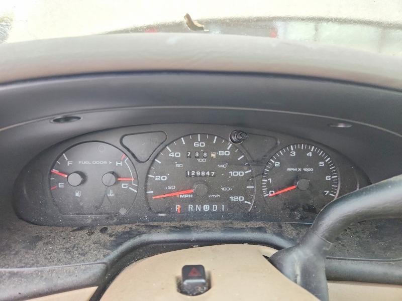 2000 Mercury Sable VIN 1MEFM50U9YA627265 COPART salvage auction — MINOR DENT/SCRATCHES, TX - CERTIFICATE OF TITLE, sold $150 on 2026-09-08 (photo 9)