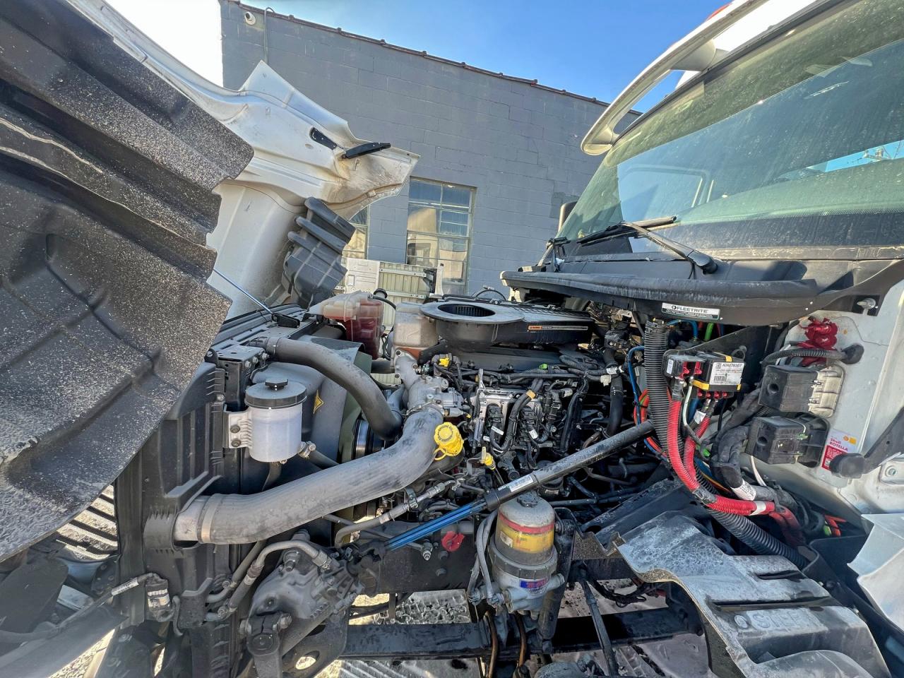 2023 International VIN 3HSDYTZN0PN749366 COPART salvage auction — Minor Dent/Scratches, MI - CERT OF TITLE-REBUILT SALVAGE (P), sold $1,900 on 2026-01-30 (photo 7)