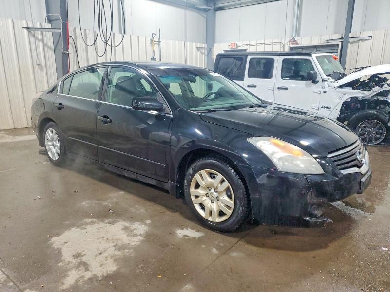 2009 Nissan Altima VIN 1N4AL21E49N506678 COPART salvage auction — VANDALISM, Mn - Cert Of Title-Prior Salvage, sold $450 on 2026-07-09 (photo 4)