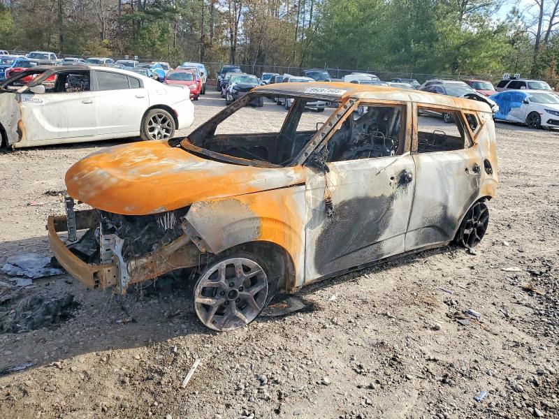 2025 Kia Soul VIN KNDJ23AU7S7949850 COPART salvage auction — BURN, Sc - Cert Of Title-Salvage Fire, sold $150 on 2026-07-06 (photo 1)