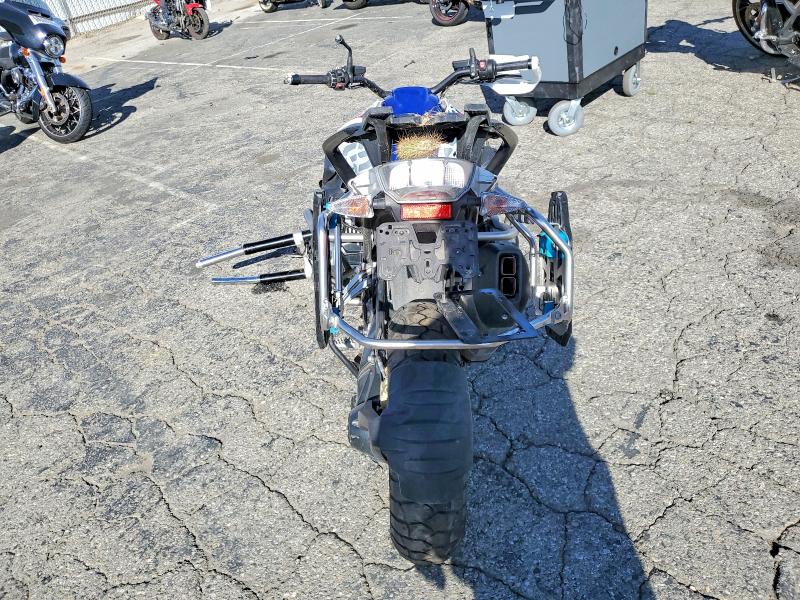 2020 BMW R 1250 VIN WB10J9306LZJ18113 COPART salvage auction — FRONT END, Other, sold $2,100 on 2026-08-20 (photo 4)