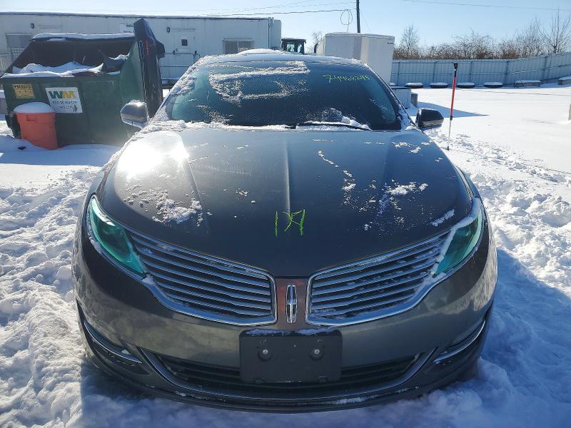 2015 Lincoln Mkz VIN 3LN6L2J97FR600237 COPART salvage auction — REAR END, Mo - Salvage Certificate Of Title, sold $375 on 2026-07-02 (photo 5)