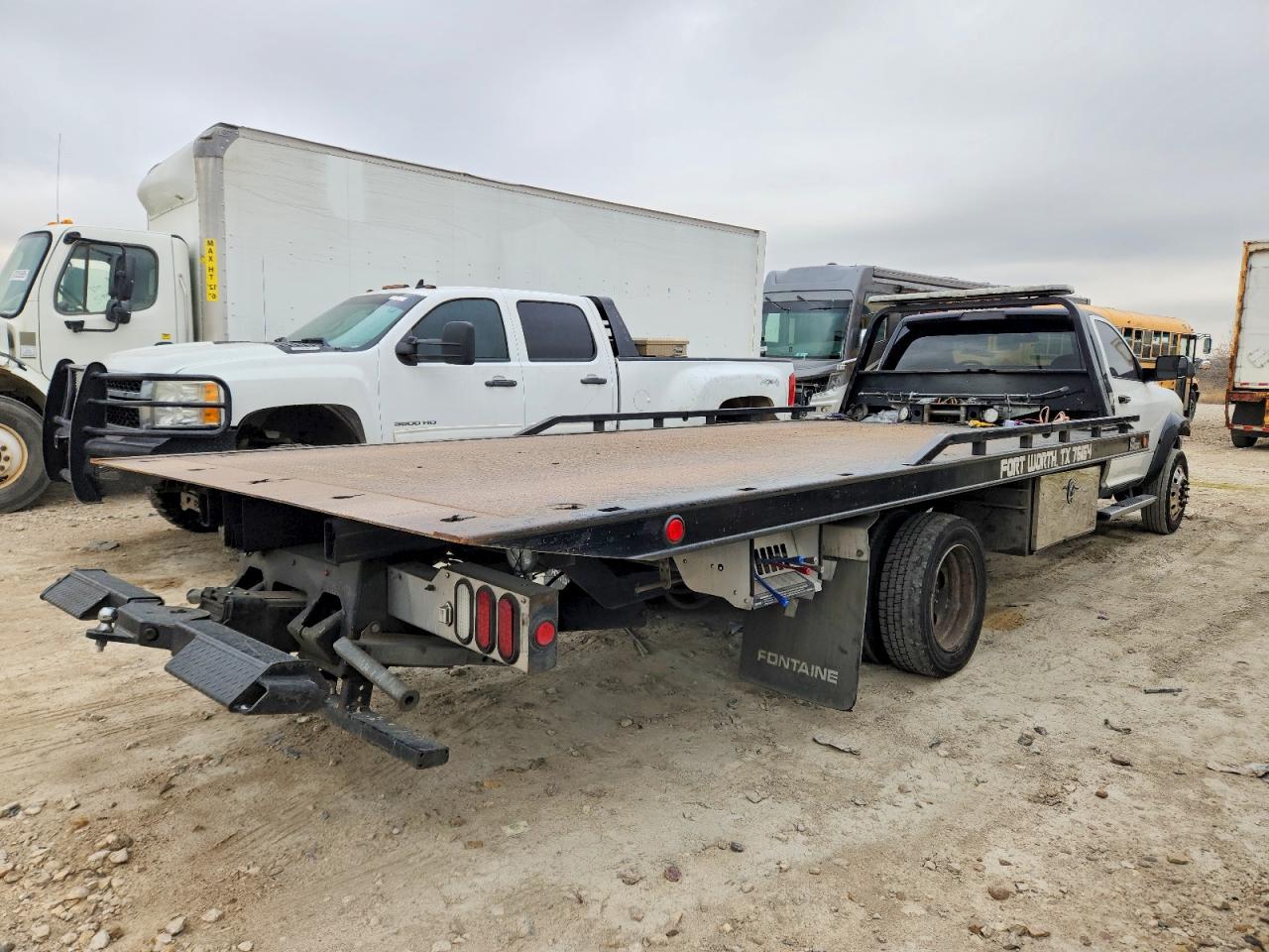 2021 Ram 5500 VIN 3C7WRMDL0MG512860 COPART salvage auction — Mechanical, TX - SALVAGE VEHICLE TITLE, sold $15,700 on 2026-04-29 (photo 4)