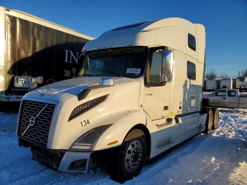 2022 Volvo Vnl VIN 4V4NC9EH0NN306176 COPART salvage auction — SIDE, Pa - Certificate Of Salvage, sold $14,000 on 2026-07-09 (photo 2)