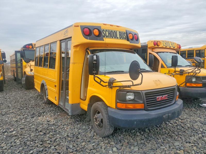 2009 Gmc Savana VIN 1GDJG31K191119079 COPART salvage auction — NORMAL WEAR, Ny - Certificate Of Title, sold $2,000 on 2026-07-09 (photo 1)