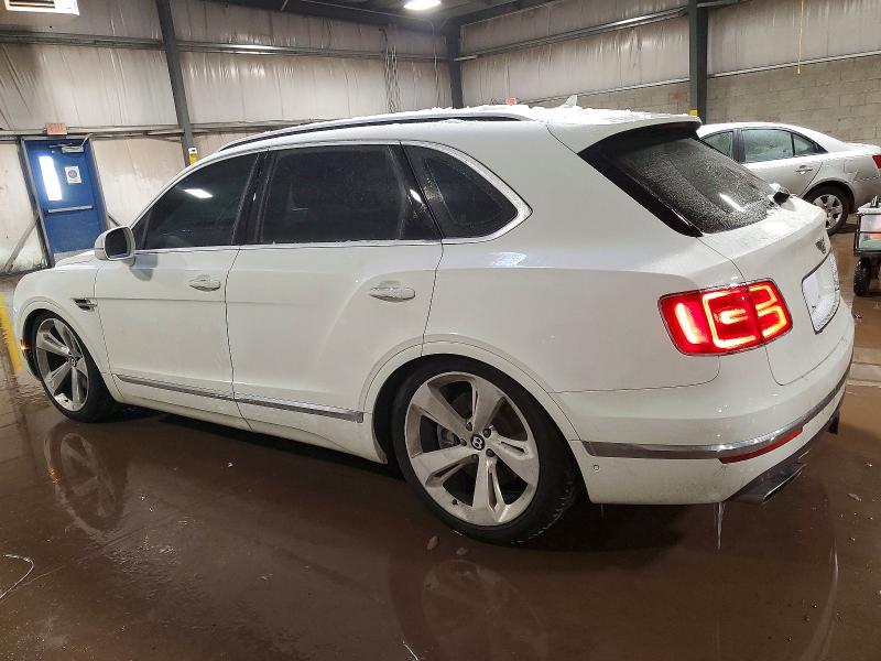 2018 Bentley Bentayga VIN SJAAC4ZV5JC020618 COPART salvage auction — Side, PA - CERT OF TITLE, sold $35,250 on 2026-04-01 (photo 2)