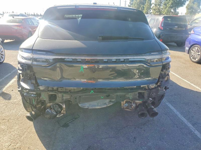 2024 Porsche Macan VIN WP1AF2A52RLB56348 COPART salvage auction — Rear End, Salvage Title, sold $38,000 on 2026-03-03 (photo 6)